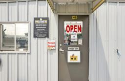 Storage King USA - Seguin, TX - Lettau Ave. Thumbnail 2