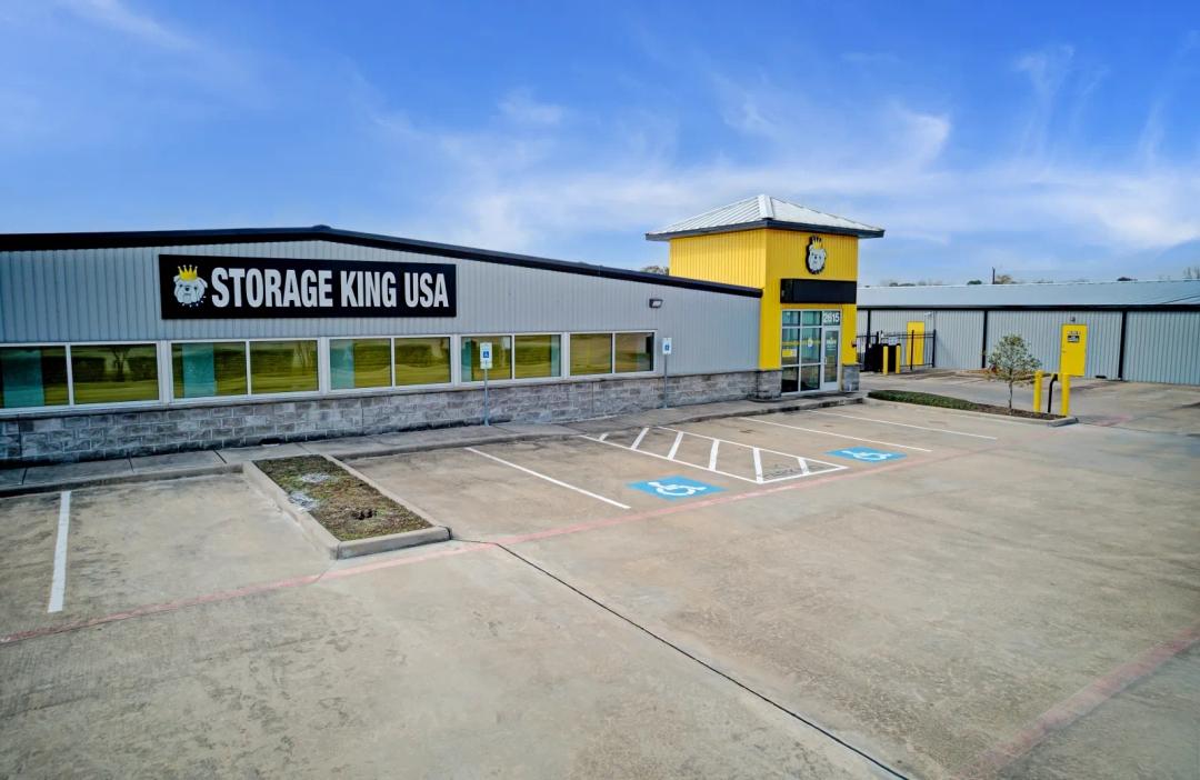 Storage King USA - League City - State Hwy 3 media 6