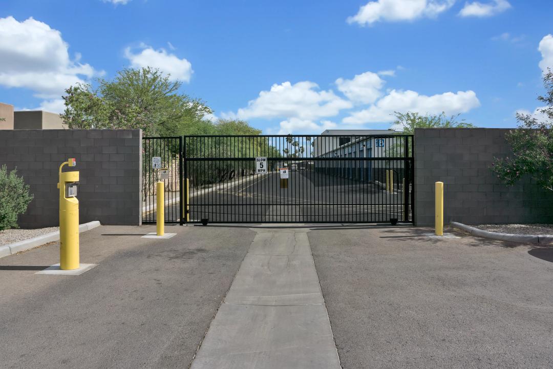 Storage King USA - Tucson - Fort Lowell Rd. media 6