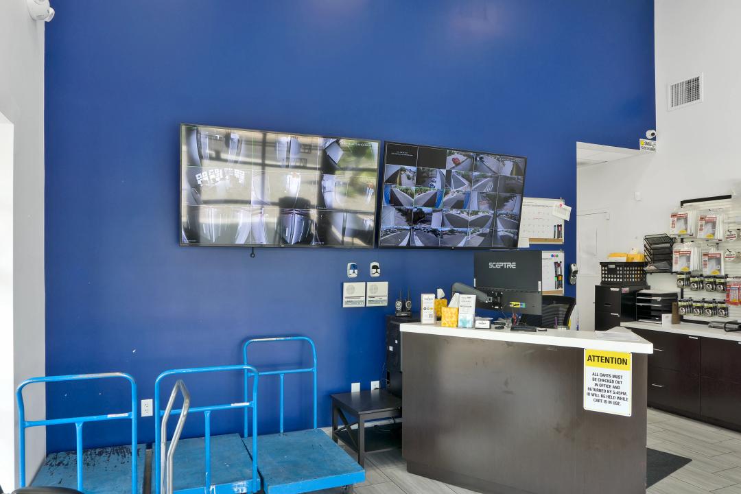 Storage King USA - Tucson - Fort Lowell Rd. media 4