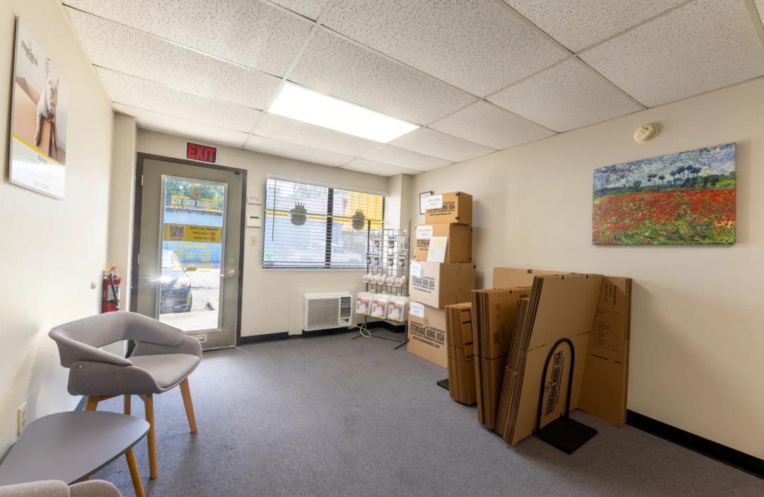 Storage King USA - Tallahassee - Tharpe Street media 7