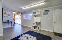 Storage King USA - Houston - Veterans Memorial Dr Thumbnail 7