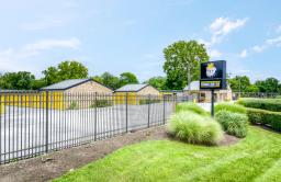 Storage King USA - Hook Road Thumbnail 5