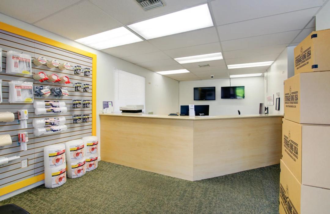 Storage King USA - 17625 Tamiami Trail media 7