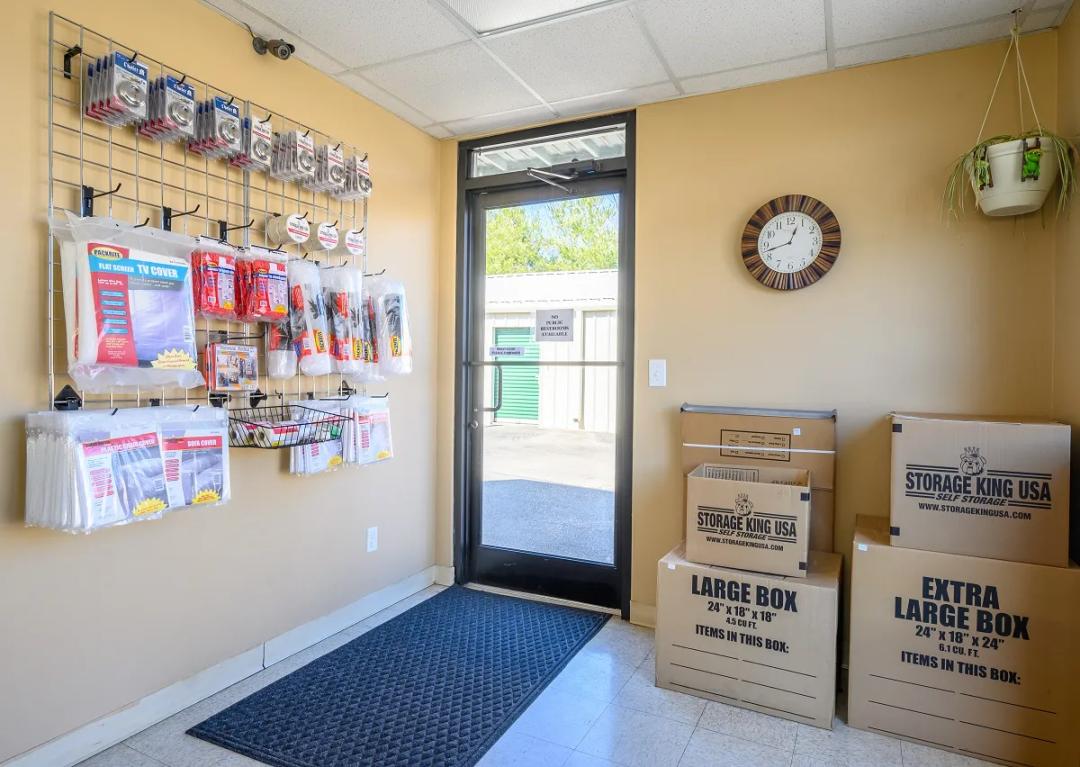 Storage King USA - Vinton media 3