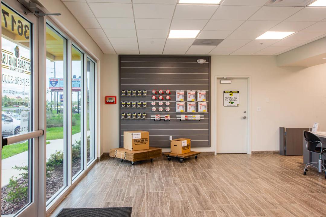 Storage King USA - Spring Hill media 5