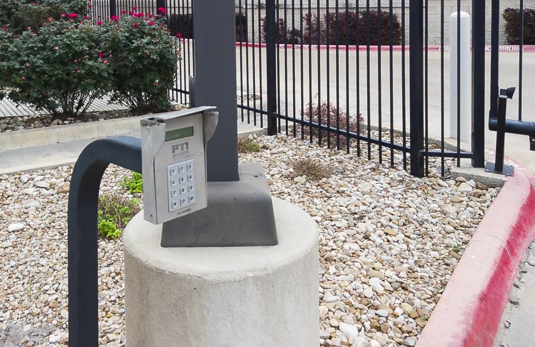 Storage King USA - Kyle, TX media 4