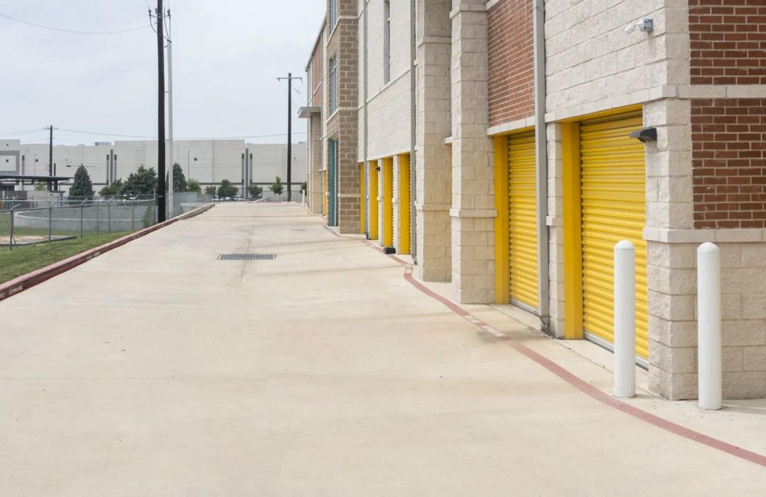 Storage King USA - Kyle, TX media 7