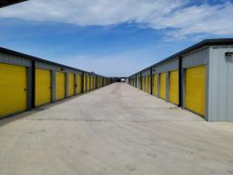 Storage King USA - Liberty Hill, TX Thumbnail 4