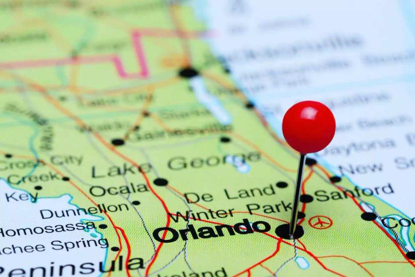 Illustration for The Ultimate Florida Road Trip Guide: Exploring the Sunshine State in Your RV