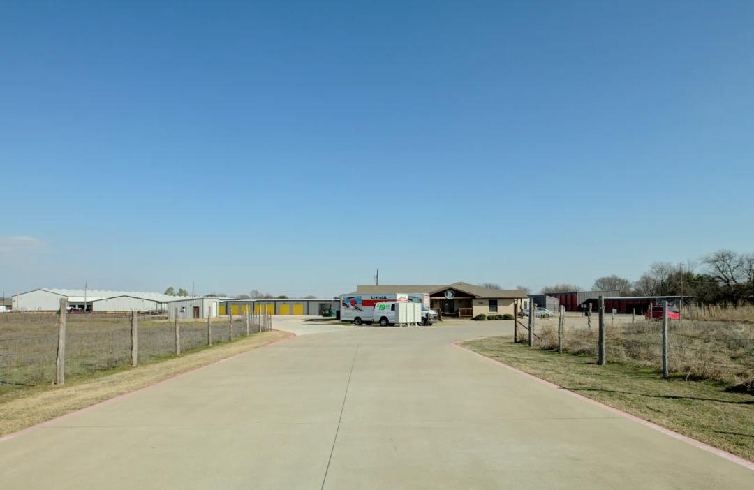 Storage King USA - Fort Worth Drive media 6