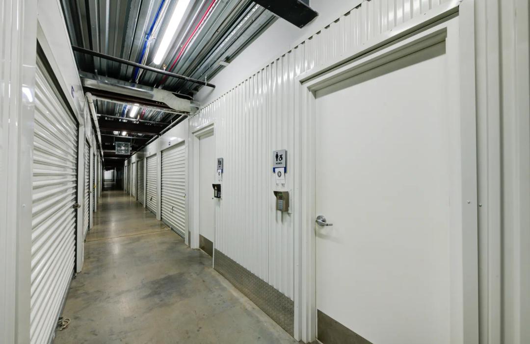 Storage King USA - Sewells Point Road media 24