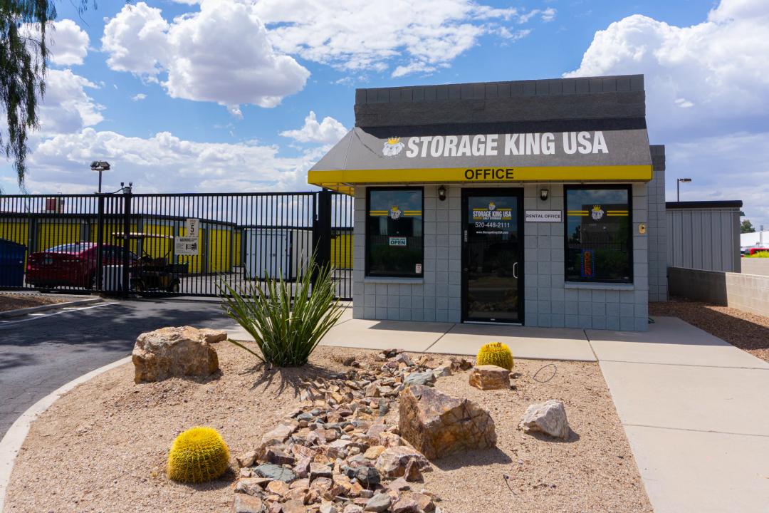 Storage King USA - Tucson - Coca Cola Pl media 1