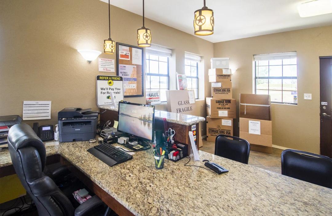 Storage King USA - Seguin, TX - 430 E. I-10 media 4