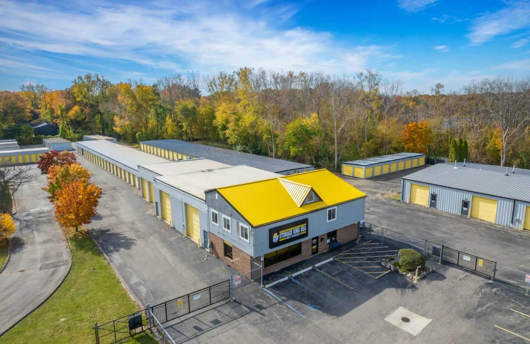 Storage King USA - 4275 Highland media 1