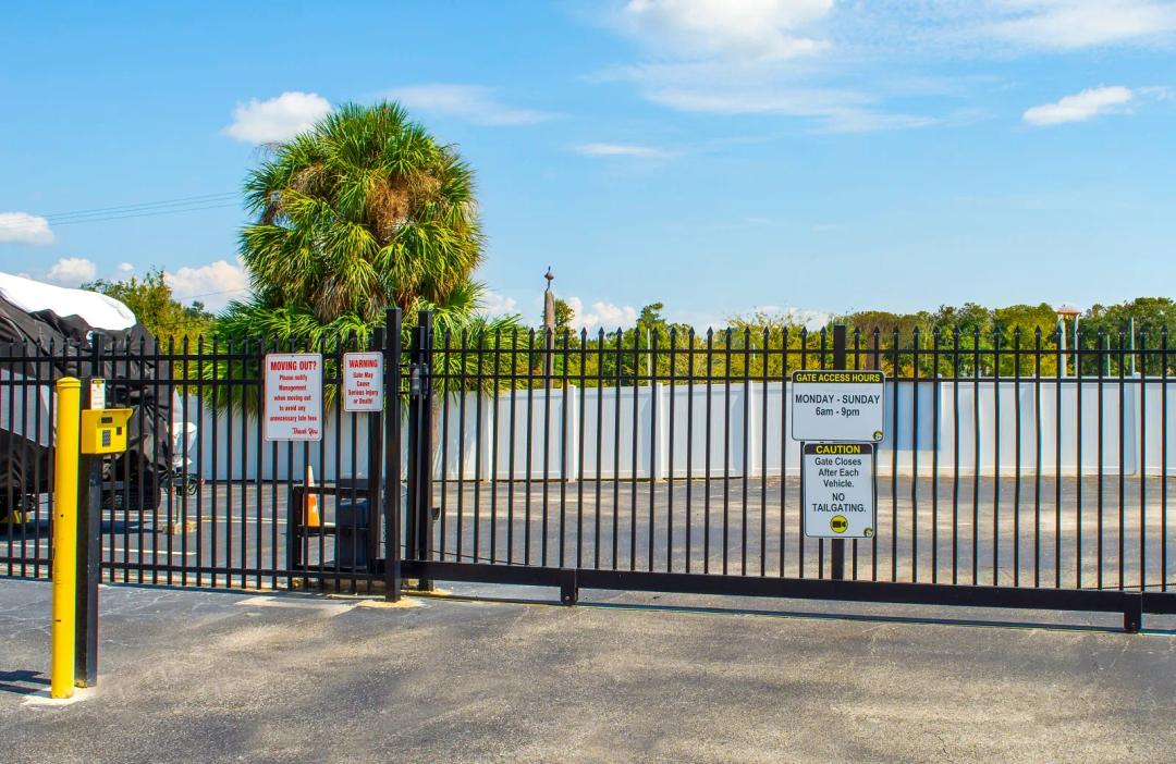 Storage King USA - Gary Rd media 11