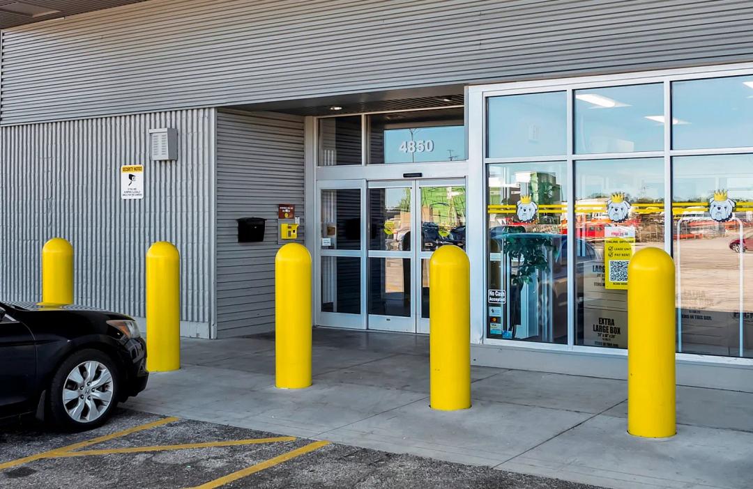 Storage King USA - Western Ave media 3