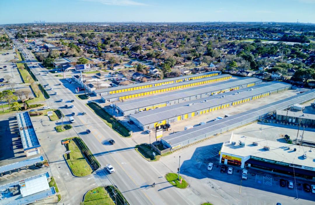 Storage King USA - Houston - Veterans Memorial Dr media 3
