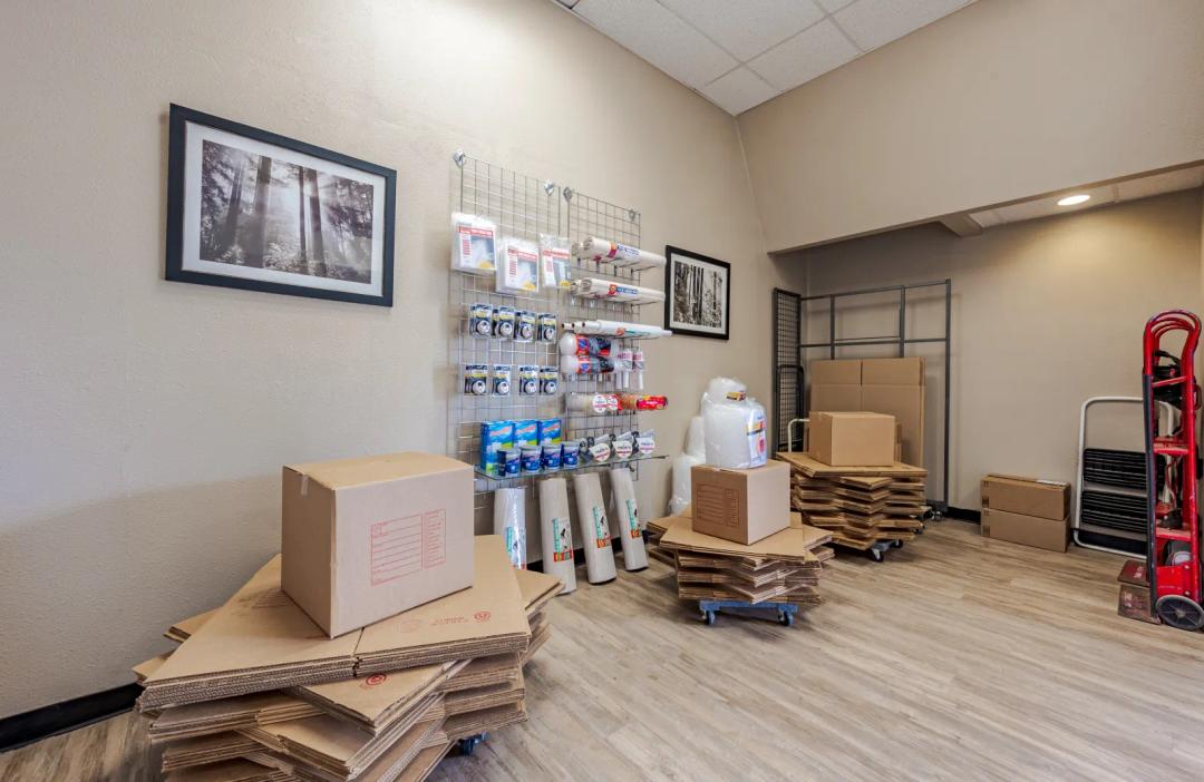 Storage King - Edison Ave media 5