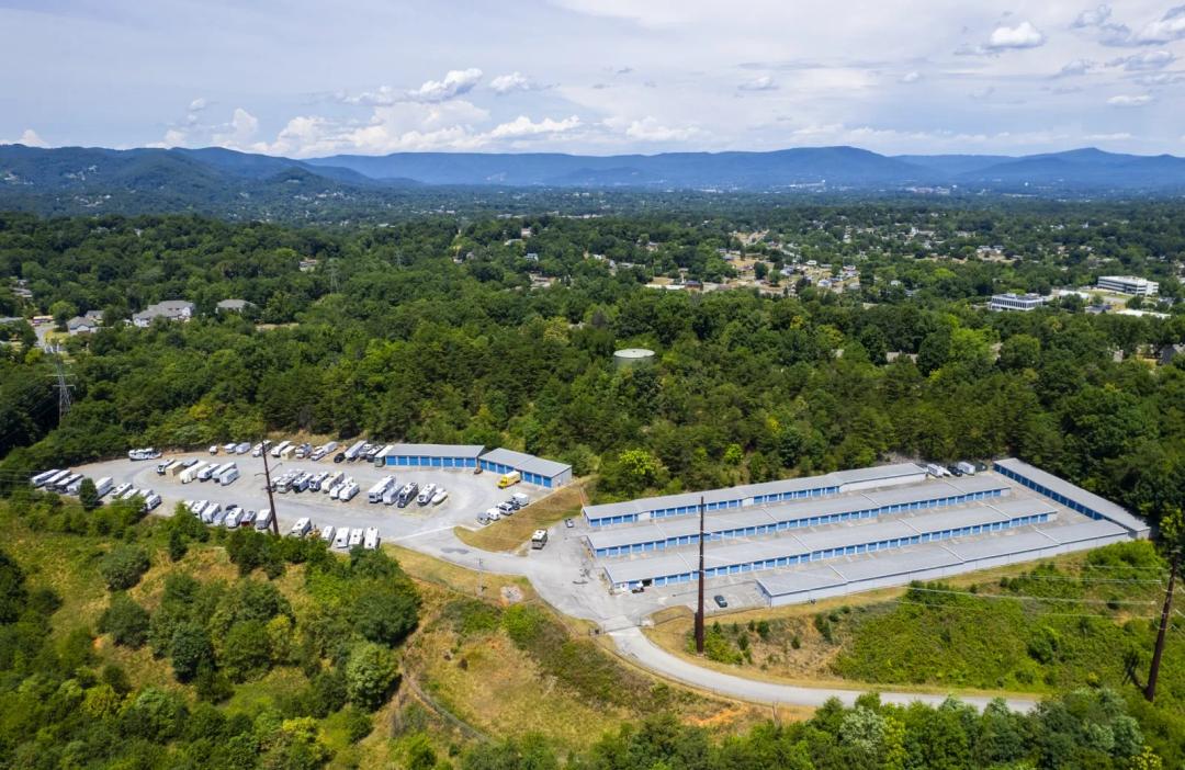 Storage King USA - Roanoke - Benois Road media 11