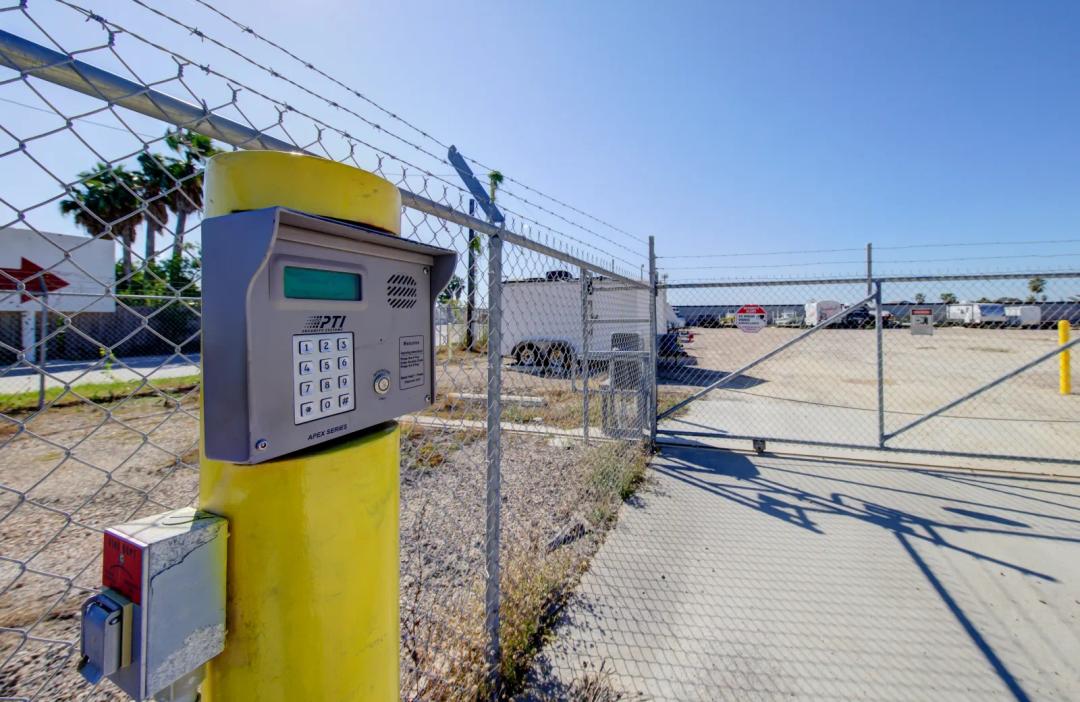 Storage King USA – Corpus Christi, TX (S. Padre Island Drive) media 10