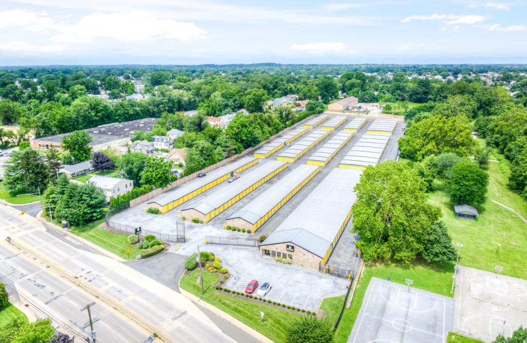 Storage King USA - Hook Road media 19