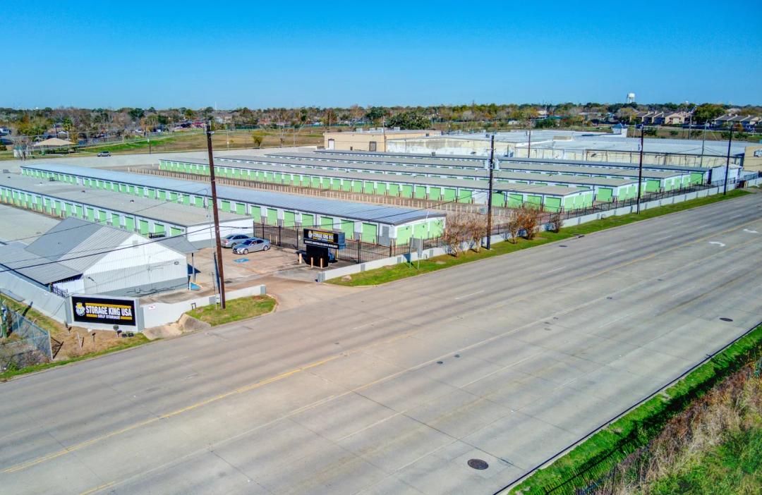 Storage King USA - Pasadena, TX media 5