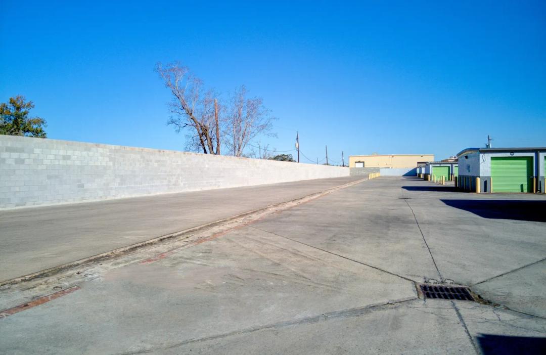 Storage King USA - Pasadena, TX media 15